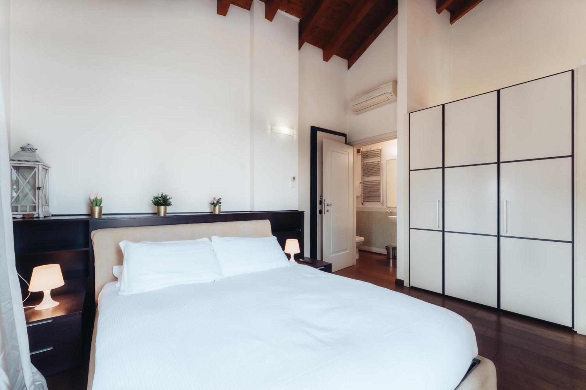 Charming Milan Apartments Brera - Madonnina Εξωτερικό φωτογραφία